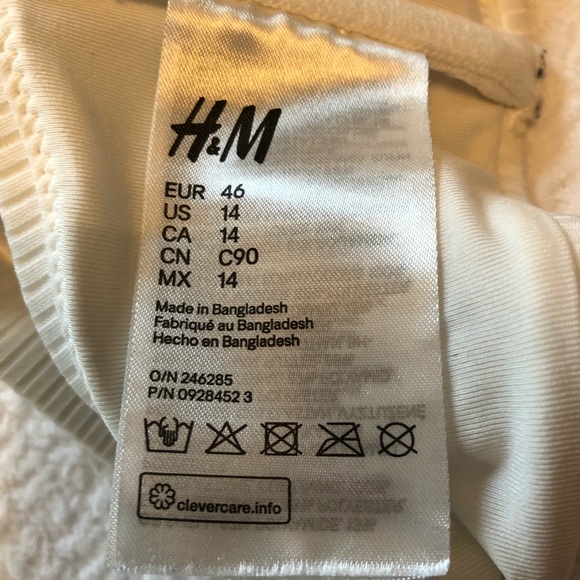 H&M White Padded Bikini Top with Gold Buckle - Picture 8 of 16